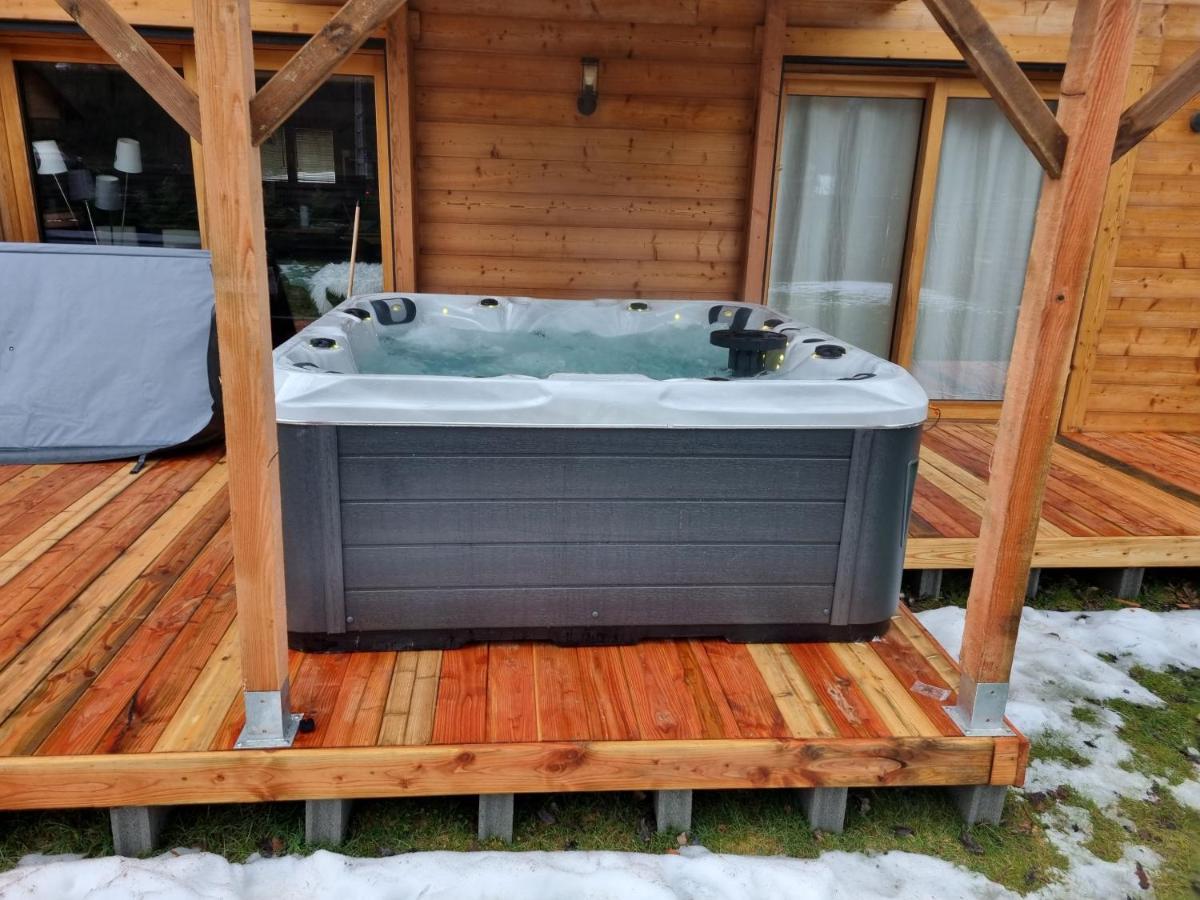 Chalet Le Lotus Blanc لو دوز آلب المظهر الخارجي الصورة