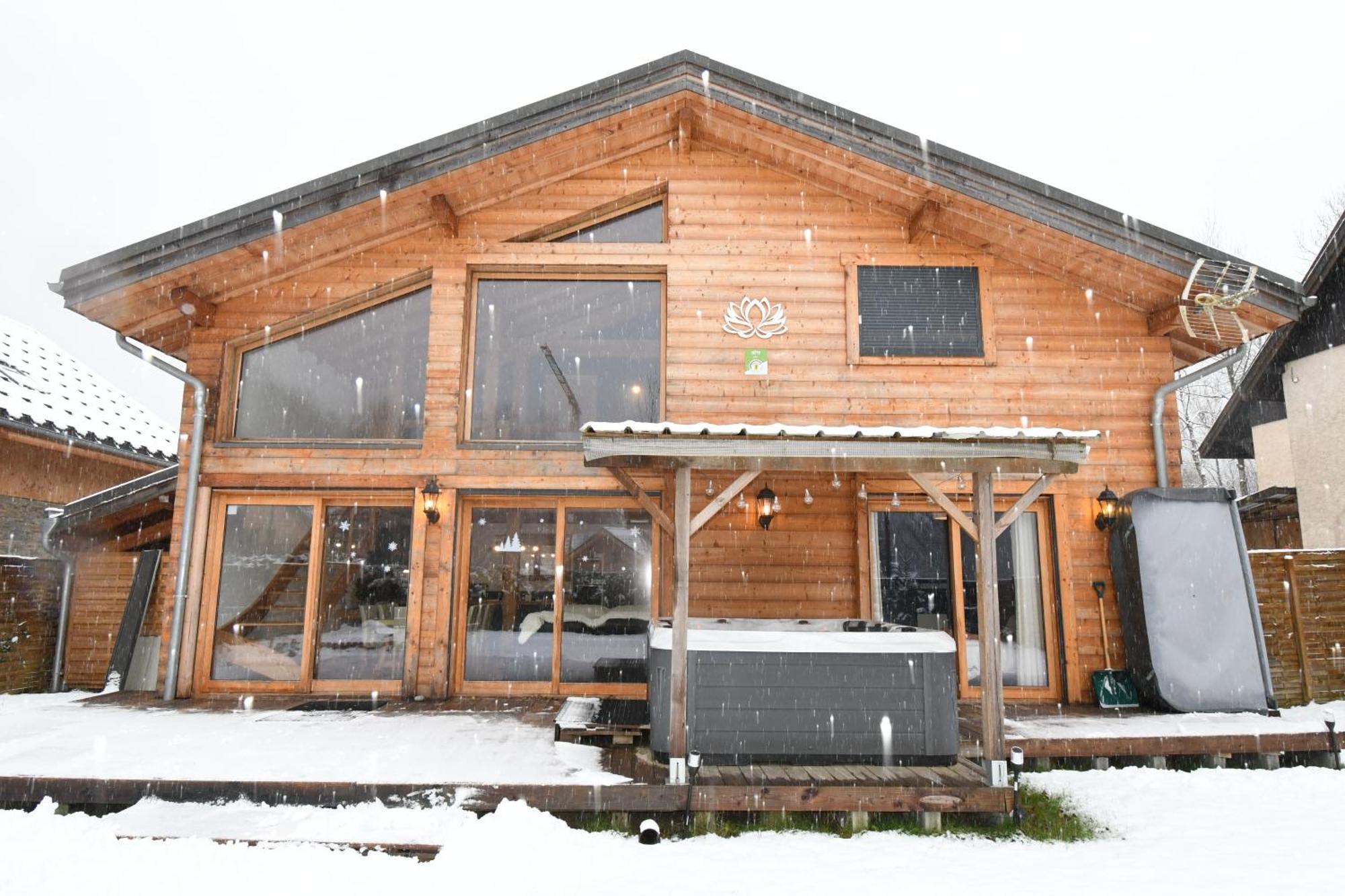 Chalet Le Lotus Blanc لو دوز آلب المظهر الخارجي الصورة